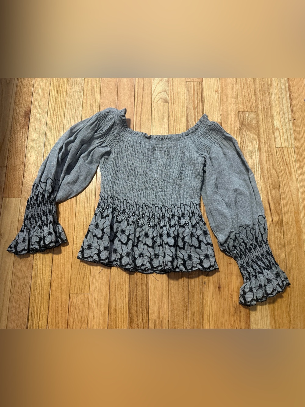 Storia Gray Striped Smocked Blouse Small